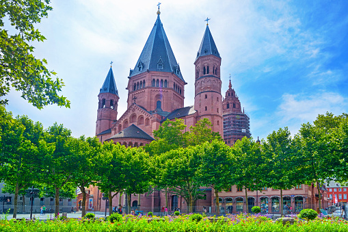 Mainz Cathedral or St. Martin's Cathedral is 1000-year-old Roman Catholic cathedral in the city of Mainz, Germany
