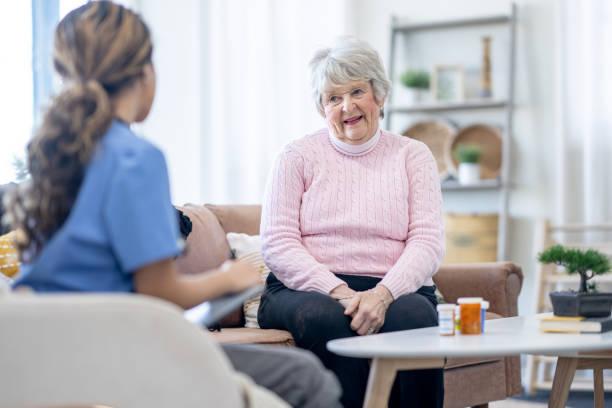 istock Senior Home Care Appointment 1487764552