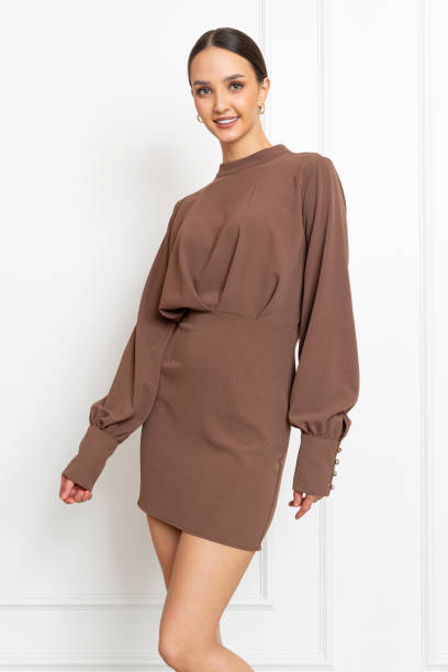 istock Brown-haired young model wearing autumn, spring concept clothes. 1487775117