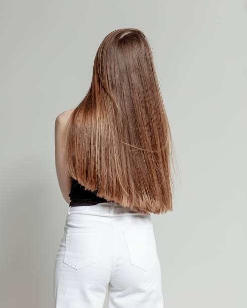 istock Long hair from behind 1487808808