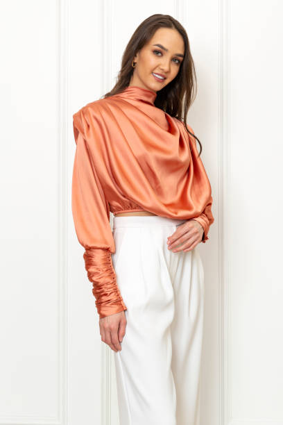 istock Brown-haired young model wearing autumn, spring concept clothes. 1487815498