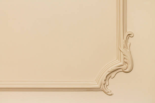 design de parede bege de luxo em baixo-relevo com molduras de estuque estilo clássico - architecture close up old stone - fotografias e filmes do acervo