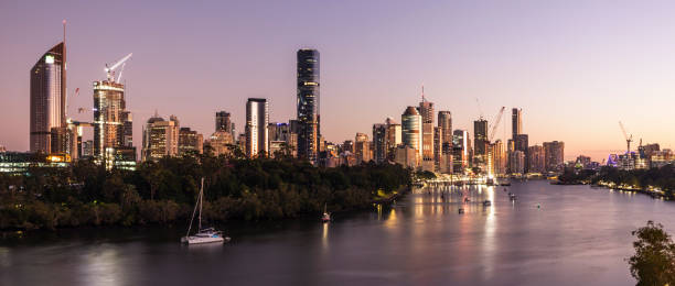 istock Brisbane City Sunrise 1487841392