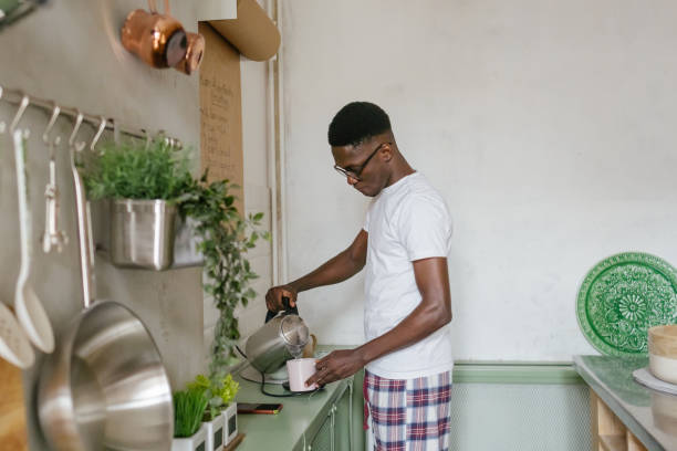 istock Preparing tea for the start of the day 1487844821
