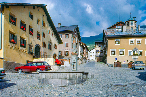 1989 old Positive Film scanned, the street view of Zuoz, Switzerland.