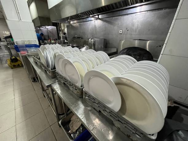 istock Hotel clean washed restaurant white dish plate. 1487870155