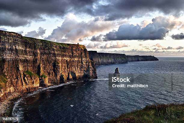 モハーの断崖アイルランド - モハーの断崖のストックフォトや画像を多数ご用意 - モハーの断崖, 日没, 全景