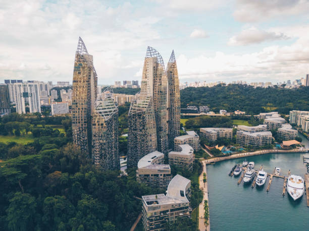istock Modern living in Singapore 1487913342
