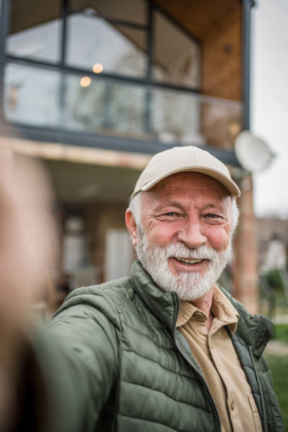 istock Retirement, carefree retirement days 1487946375