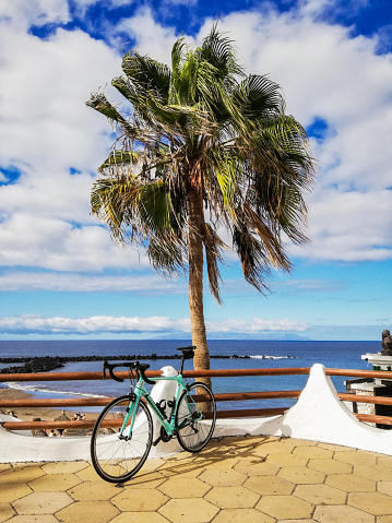 Cycling pit-stop on the Tenerife coastline