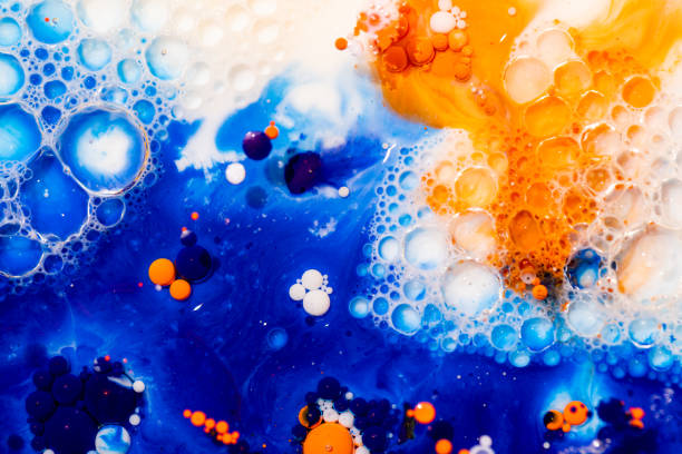 istock The crazy mind in orange and blue 1488104076