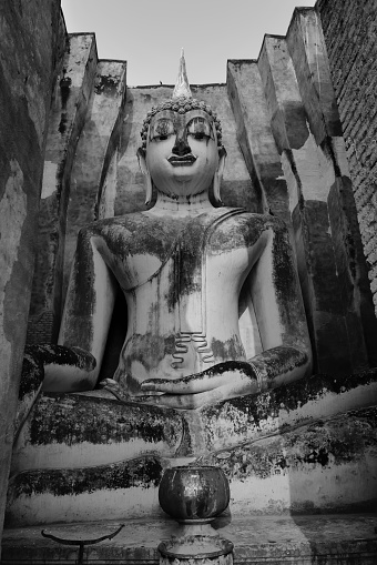 The buddha statue in Wat Si Chum, Sukhothai, Thailand