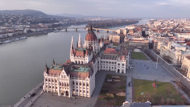 Beautiful Drone Footage of Hungary Parliament in Budapest. Danube River in Background.