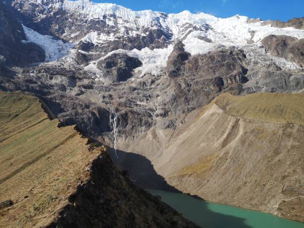 istock Mountain and humantay lake 1488161087
