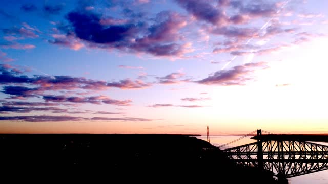 Panning on Quebec city bridge during sunset