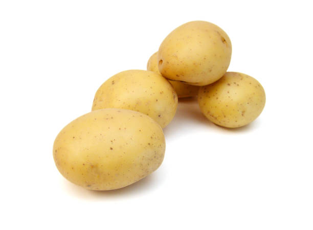 istock New potato isolated on white background 1488187298