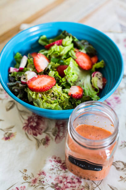 istock Strawberry Vinaigrette and Salad 1488188423