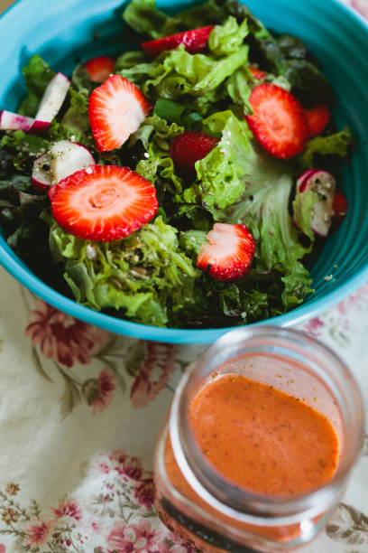 istock Strawberry Vinaigrette and Salad 1488188426