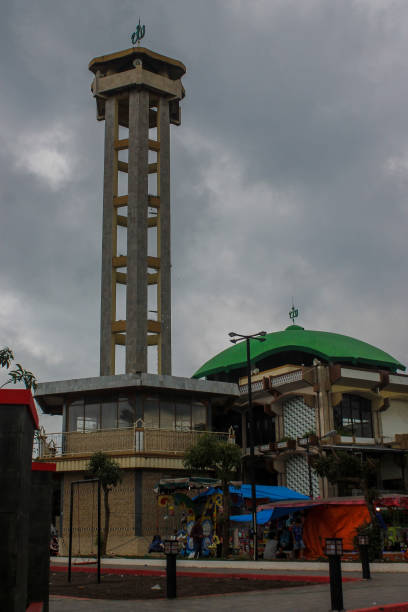istock a mosque with a cloudy sky in the background 1488292502