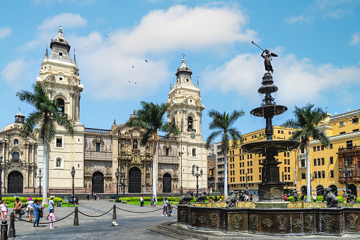 Bronze fountain and Cathedral, Plaza de Armas, Lima