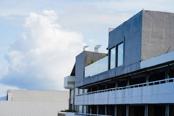 istock Car park building with side view 1488298378