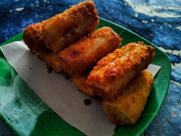 istock risoles served on a green plate 1488327713