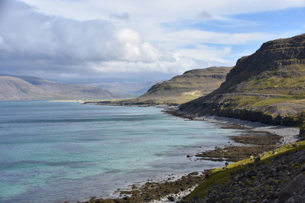 istock Beautiful sea coast with mountains, in Iceland 1488339907