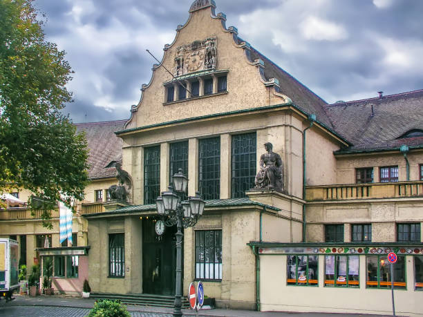 istock Lindau train station, Germany 1488390377