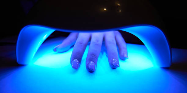 UV lamp for drying nail polish