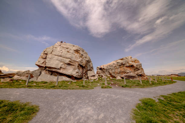 istock Big Rock a 16,500-tonne boulder that lies on the otherwise flat, relatively featureless, surface of the Canadian Prairies in Alberta. 1488457006