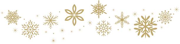 ilustraciones, imágenes clip art, dibujos animados e iconos de stock de vector adornado de navidad con copos de nieve y estrellas. arreglo ondulado en oro. - weihnachtskugel