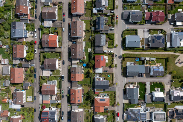 istock Neighborhood from above 1488599509