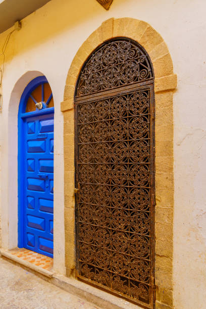istock Typical doors, in the medina of Essaouira 1488615233