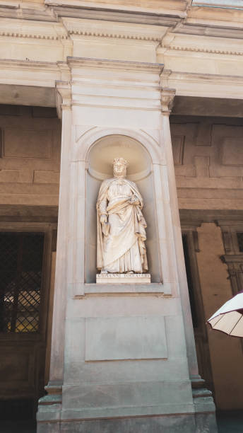 Giovanni Boccaccio, Street sculpture Uffizi Gallery outside in Florence, Italy Giovanni Boccaccio, Street sculpture Uffizi Gallery outside in Florence, Italy michelangelo italy art david stock pictures, royalty-free photos & images