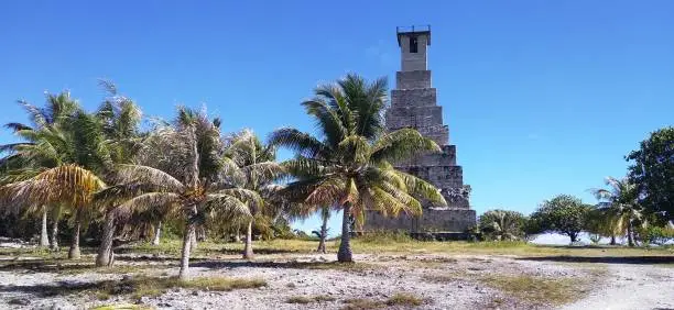 Piramidal lighthouse on Polynesian atoll