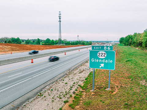 A street sign directing drivers to the I95 towards Baltimore from Washington DC.