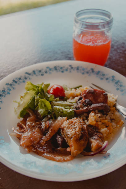 istock sunday family lunch plate 1488864576