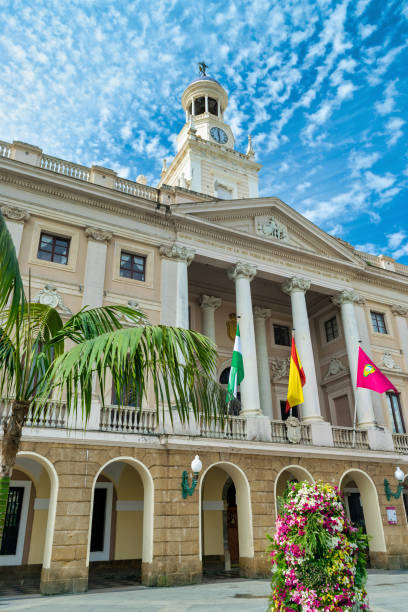 istock Cadiz historic local govermnent building 1488883078