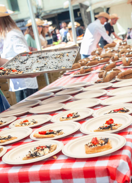 istock Preparing street food 1488892910