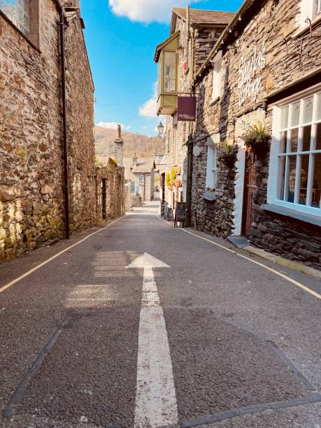 istock Narrow street in Ambleside 1488917517