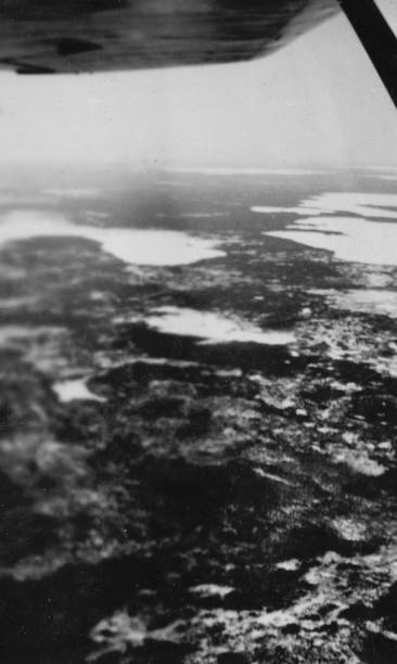 캐나다 매니토바 콜드 레이크의 조감도 - 1928년 3월 - manitoba north lake canada 뉴스 사진 이미지