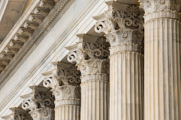 architectural detail of marble corinthian order columns - law column courthouse greek culture imagens e fotografias de stock