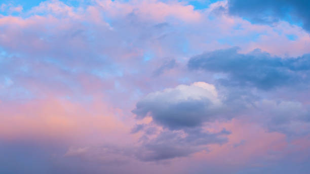 istock bright red orange sunrise sunset 1489063653
