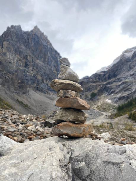 istock Roc, Moutain - Banff National Park 1489087014