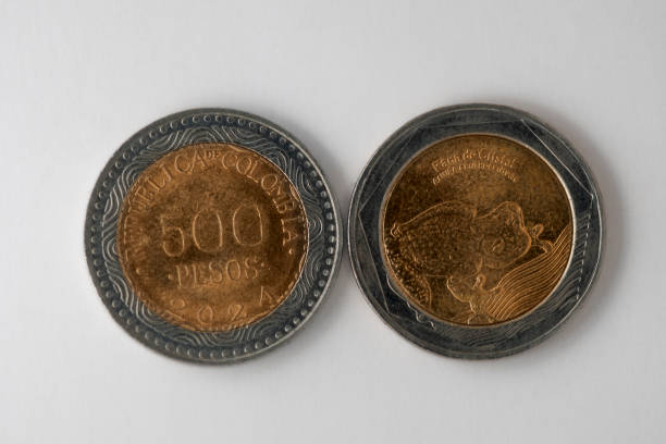 500 Colombian pesos coins