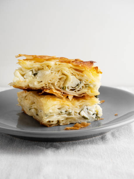 トルコ菓子ボレック、トルコのス・ボレギ、ス・ボレギ/トルコパティ - börek turkish culture middle eastern cuisine pie ストックフォトと画像