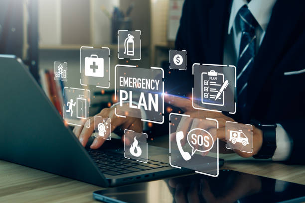 concept of emergency preparedness plan.businessman touching emergency plan icon to learn and prepare in emergency situation .business evacuation training concept. - emergência imagens e fotografias de stock