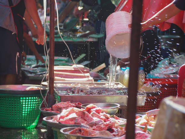 Pour water over the fish to keep them clean and fresh.