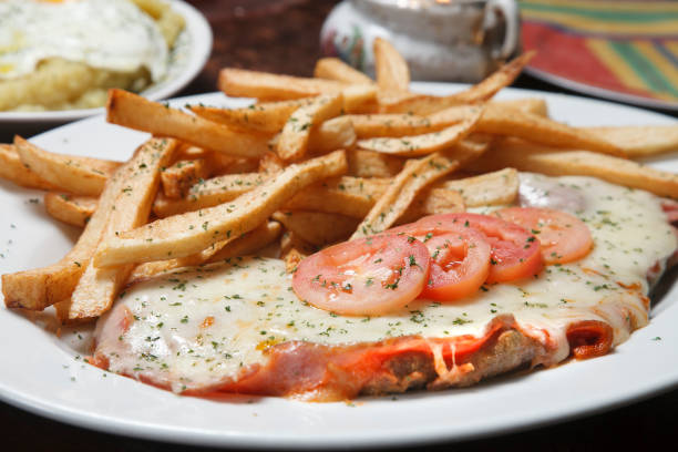 milanesa steak - milanese imagens e fotografias de stock