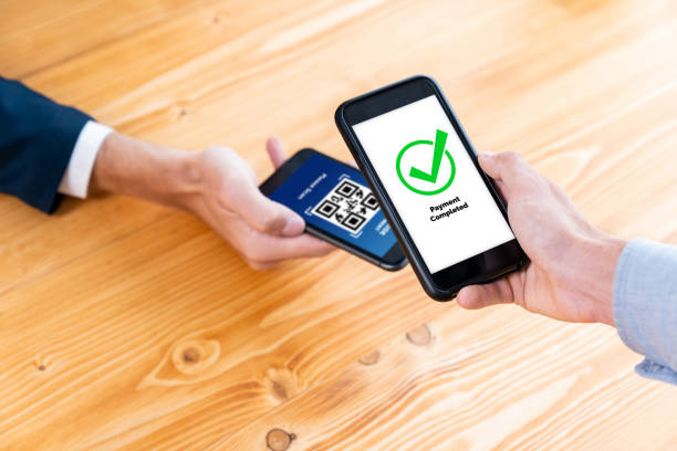 istock Modern shopping lifestyle with smartphone application. Entity 1489459518